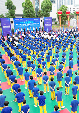 湖南萬通汽修學(xué)校_長沙中職院校_萬通杯全國技能賽